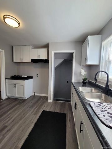 14144 Mettetal Street, Detroit, MI 48227