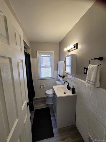 14144 Mettetal Street, Detroit, MI 48227