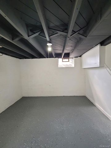 14144 Mettetal Street, Detroit, MI 48227