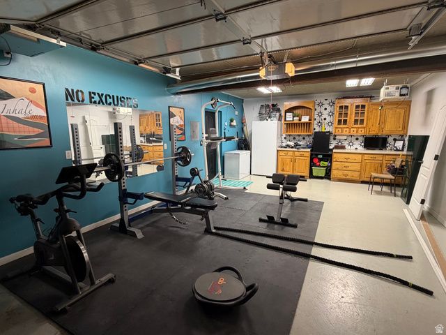 4302 S MONARCH DR, Bountiful, UT 84010