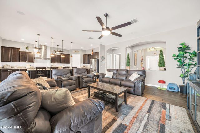 5304 N 94TH Lane, Glendale, AZ 85305