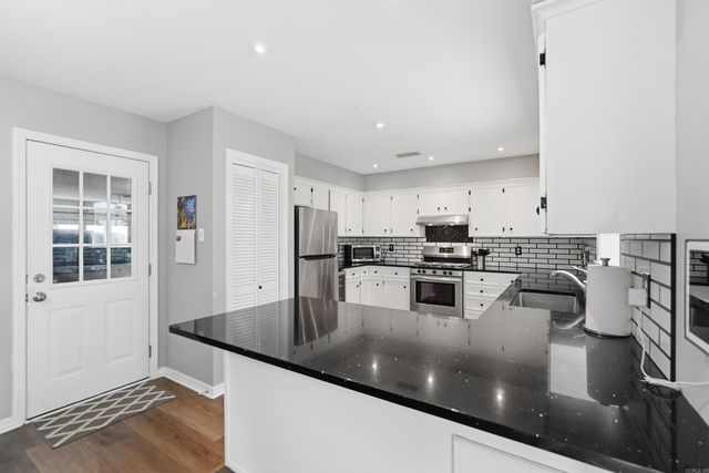 20 Emerald Drive, Maumelle, AR 72113