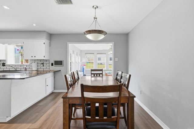 20 Emerald Drive, Maumelle, AR 72113