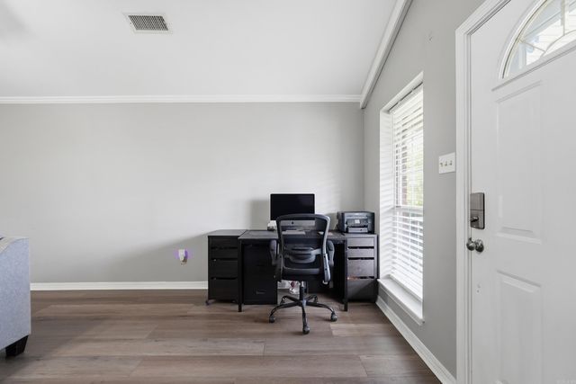 20 Emerald Drive, Maumelle, AR 72113