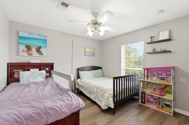 20 Emerald Drive, Maumelle, AR 72113