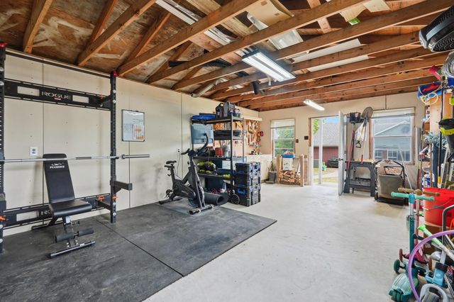 20 Emerald Drive, Maumelle, AR 72113