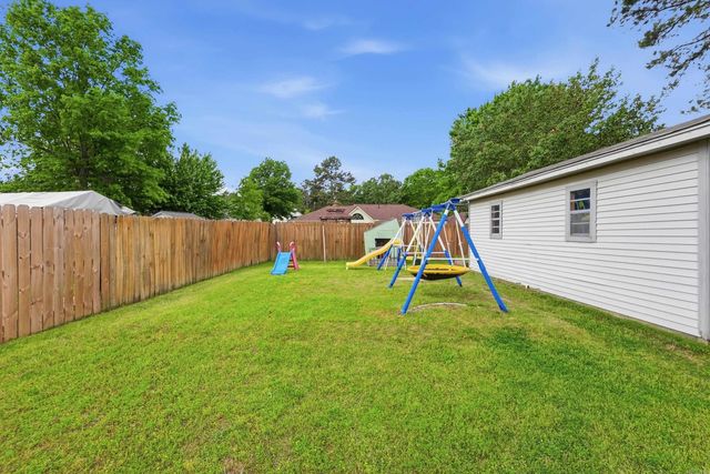 20 Emerald Drive, Maumelle, AR 72113