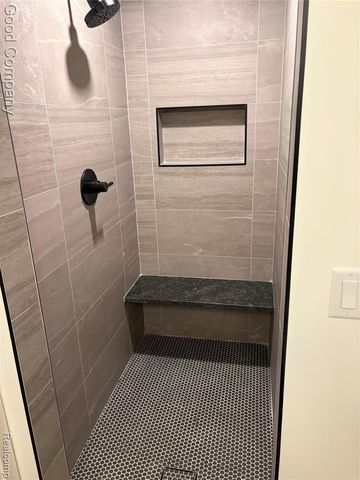 1821 Clifton Avenue, Royal Oak, MI 48073