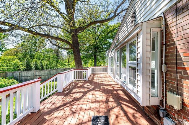 8670 Eulalie Avenue, St Louis, MO 63144
