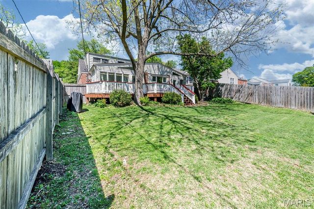 8670 Eulalie Avenue, St Louis, MO 63144