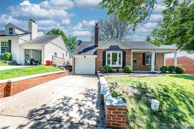 8670 Eulalie Avenue, St Louis, MO 63144