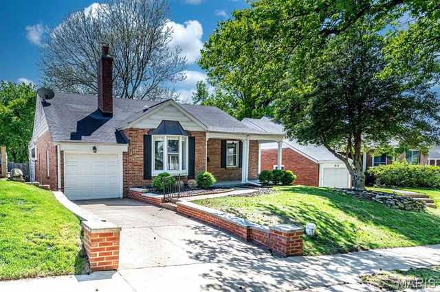 8670 Eulalie Avenue, St Louis, MO 63144