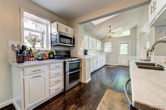 8670 Eulalie Avenue, St Louis, MO 63144