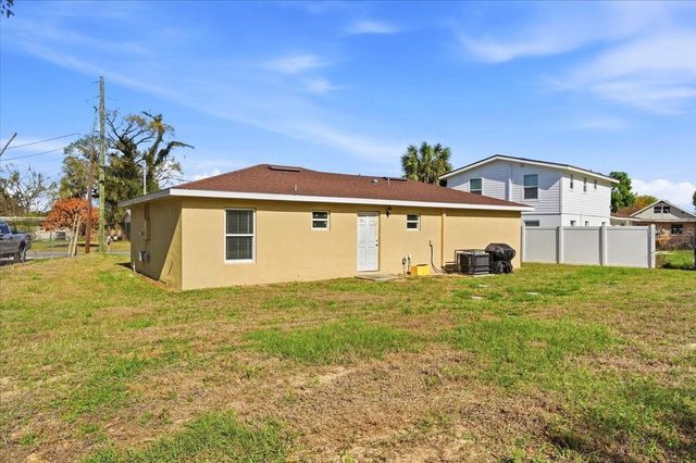 205 WESTWOOD AVENUE, Winter Haven, FL 33880