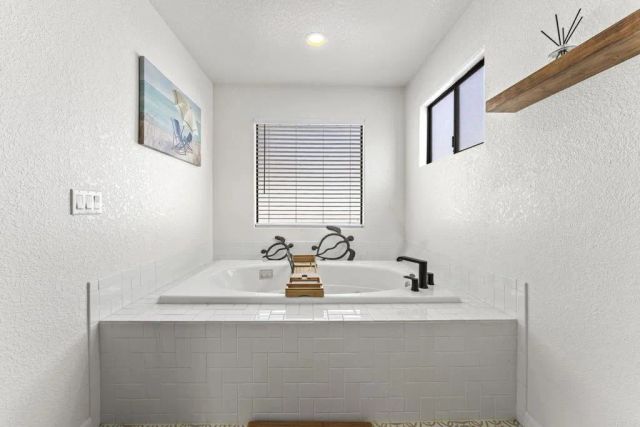 16319 Wikiup Road, Ramona, CA 92065