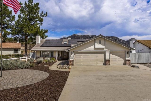 16319 Wikiup Road, Ramona, CA 92065
