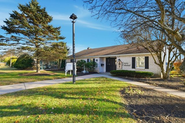 37 Corey Colonial 37, Agawam, MA 01001