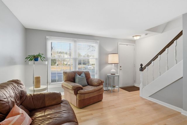 37 Corey Colonial 37, Agawam, MA 01001