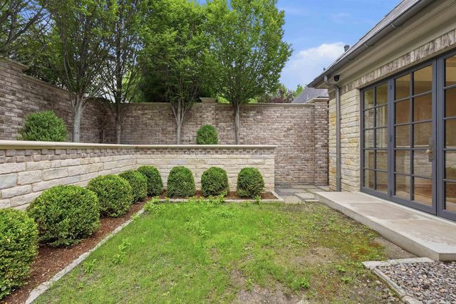 106 Viticole Place, Little Rock, AR 72223