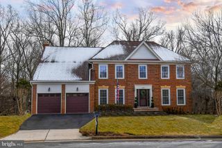 4407 GALESBURY LN, Chantilly, VA 20151