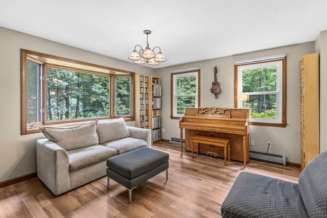 43 Coleman Rd, Southampton, MA 01073