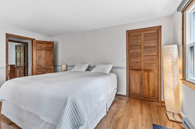 43 Coleman Rd, Southampton, MA 01073