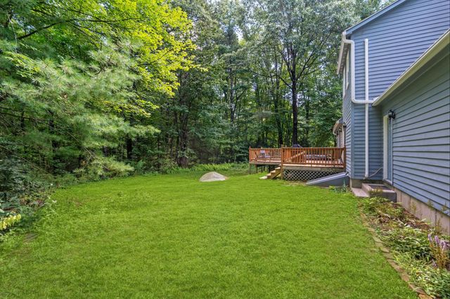 43 Coleman Rd, Southampton, MA 01073