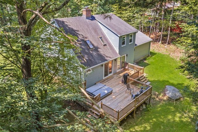 43 Coleman Rd, Southampton, MA 01073