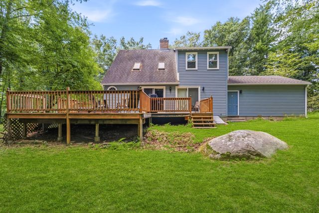 43 Coleman Rd, Southampton, MA 01073
