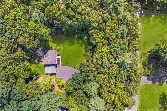 43 Coleman Rd, Southampton, MA 01073
