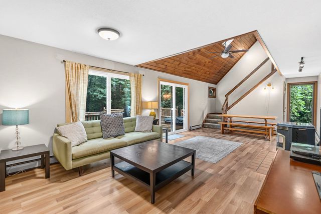 43 Coleman Rd, Southampton, MA 01073