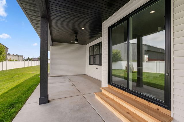 10312 W 133rd Place, Cedar Lake, IN 46303