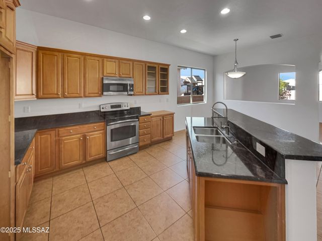 4251 E Shadow Branch Drive, Tucson, AZ 85756