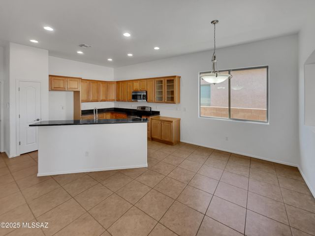 4251 E Shadow Branch Drive, Tucson, AZ 85756