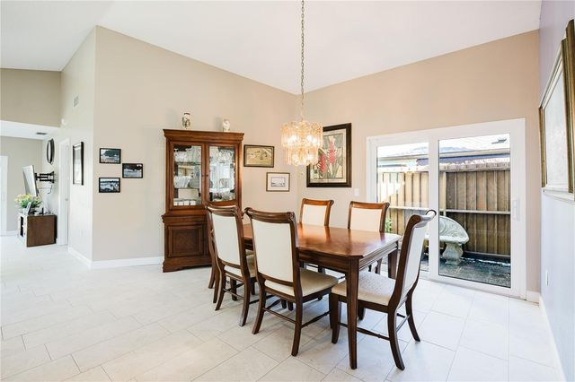 689 LINDEN DRIVE, Englewood, FL 34223