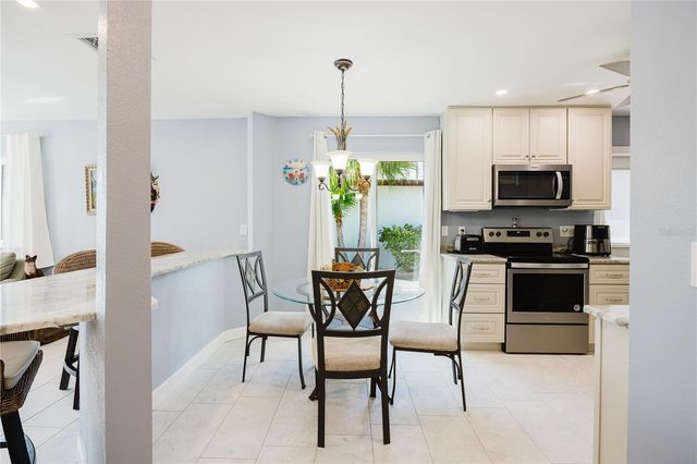 689 LINDEN DRIVE, Englewood, FL 34223