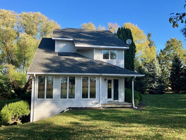 7561 W Judson Road, Polo, IL 61064