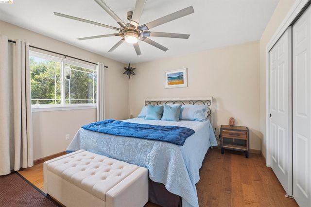 21781 Paseo De Los Portales, Sonora, CA 95370