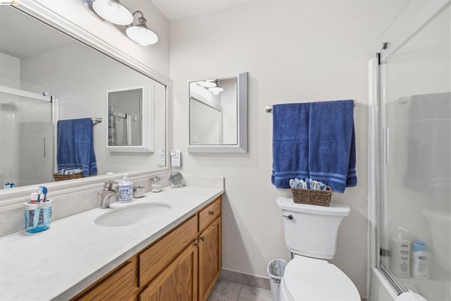 21781 Paseo De Los Portales, Sonora, CA 95370