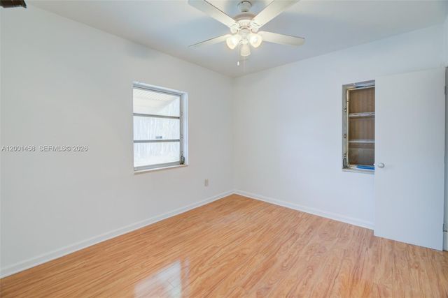 2063 NE 173rd St, North Miami Beach, FL 33162