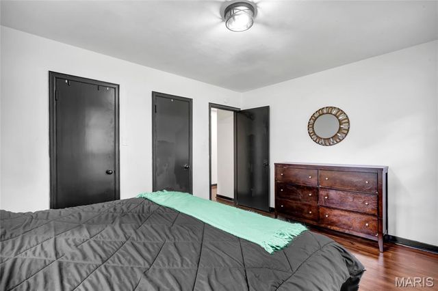 1219 Coal Bank Court, St Louis, MO 63138