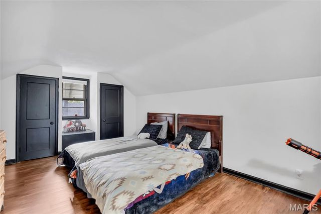 1219 Coal Bank Court, St Louis, MO 63138