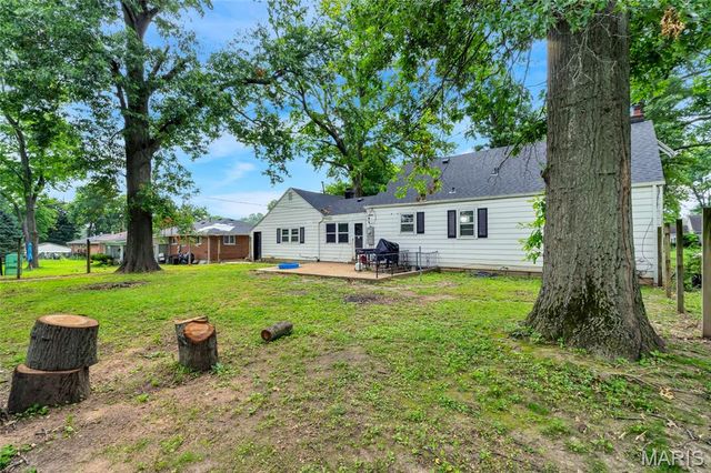 1219 Coal Bank Court, St Louis, MO 63138