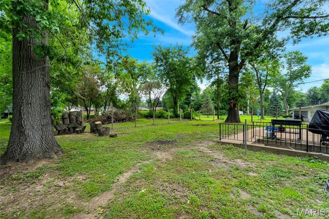 1219 Coal Bank Court, St Louis, MO 63138