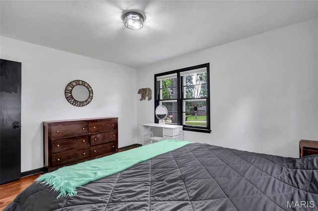 1219 Coal Bank Court, St Louis, MO 63138