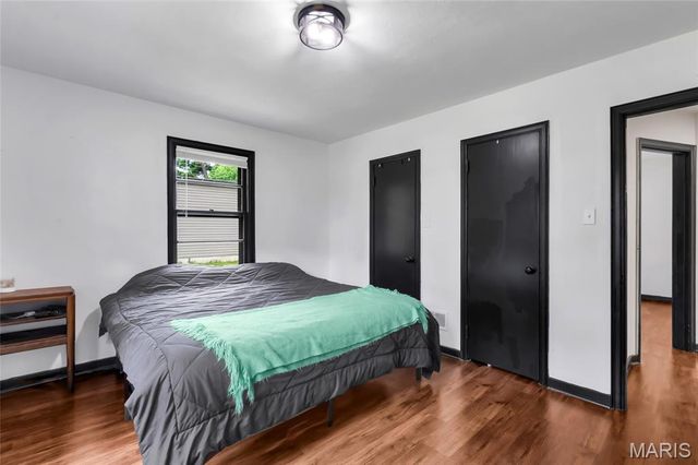 1219 Coal Bank Court, St Louis, MO 63138