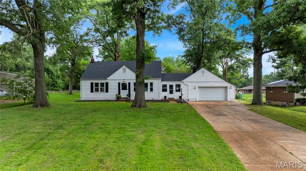 1219 Coal Bank Court, St Louis, MO 63138