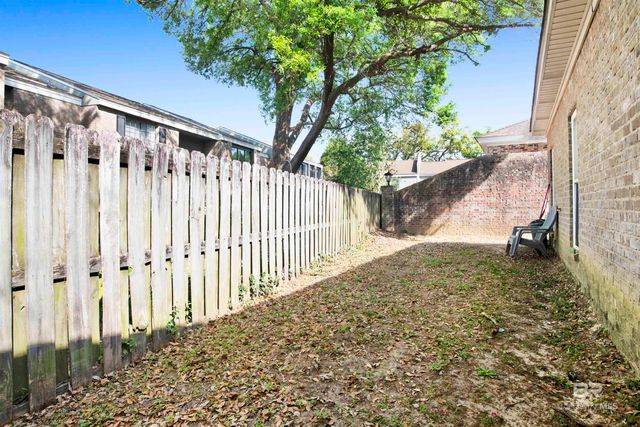 868 Grant Park Drive, Mobile, AL 36606