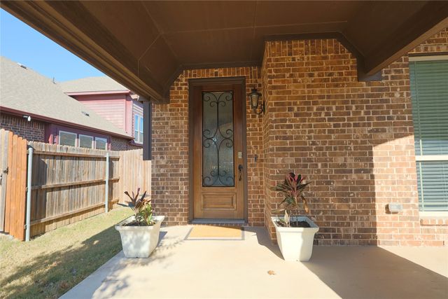 531 harvest grove Drive, Waxahachie, TX 75165