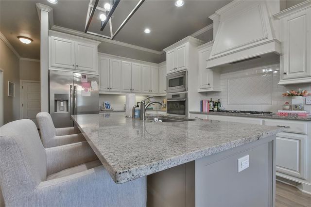 632 Spavinaw Lane, Edmond, OK 73025